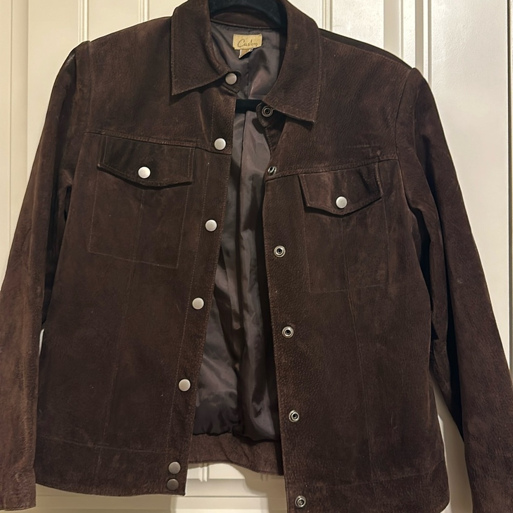 Brown Suade leather jacket! 🤎